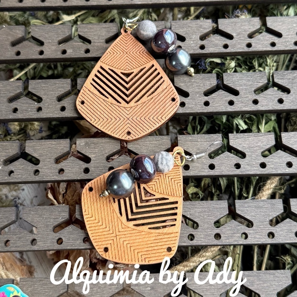 Alquimia Geometric Brown and Black Earrings